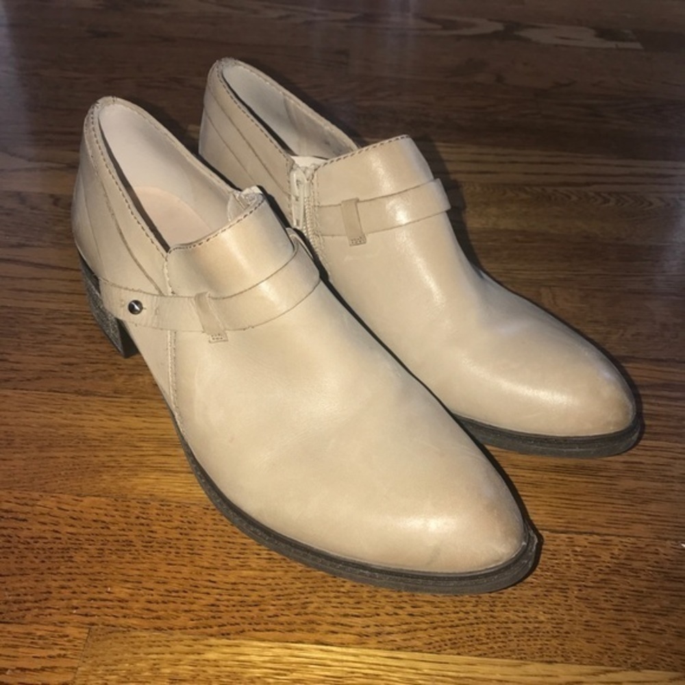 Naya Wyoming ankle tan‎ leather booties size 9